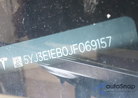 2018 Tesla Model 3 Long Range/Performance from USA, damaged, VIN 5YJ3E1EB0JF069157